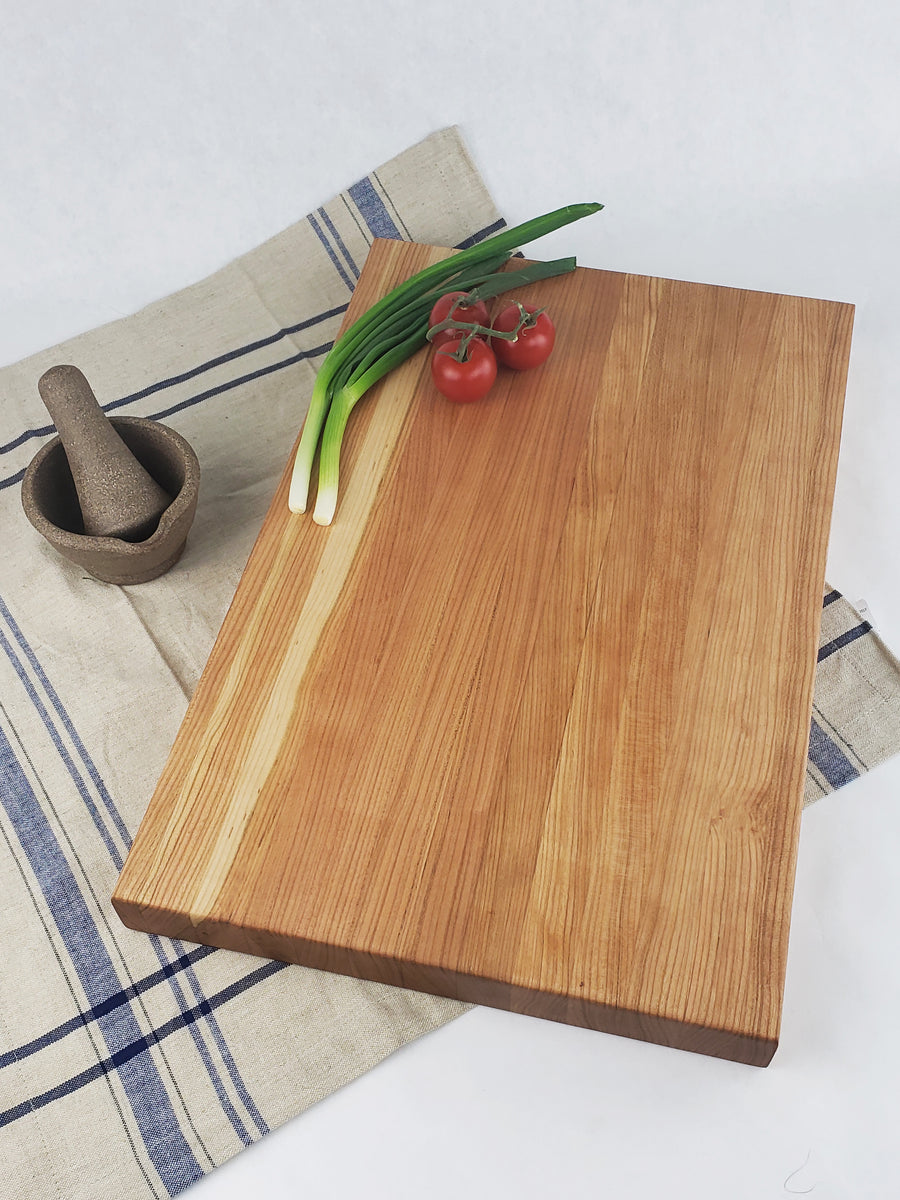 Professional Series Edge Grain Cutting Board - Cherry - Muskoka Woodworking